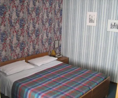 Готель Da Cesare 2*