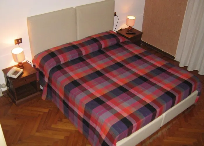 大切萨雷酒店 斯特雷萨